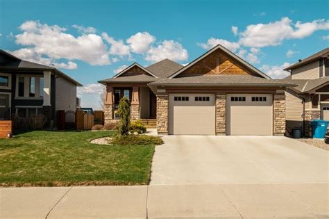 3 bedroom homes for sale lethbridge.